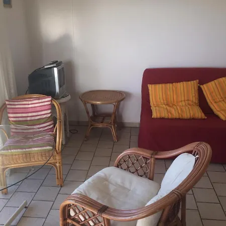 Thalassa Apartment
